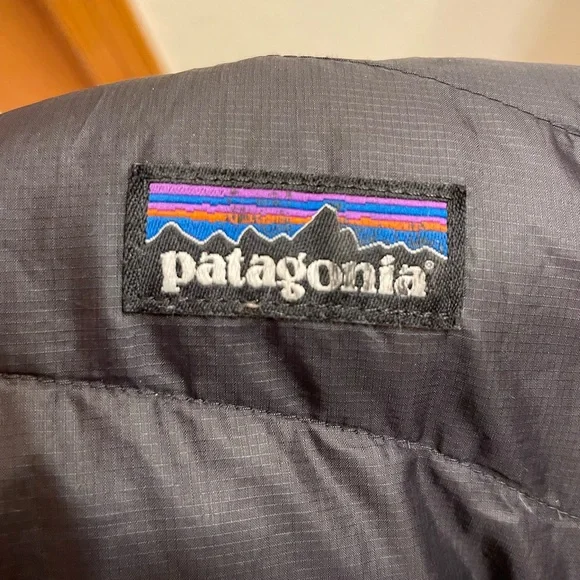 Patagonia Down Sweater Vest - Picture 8 of 10